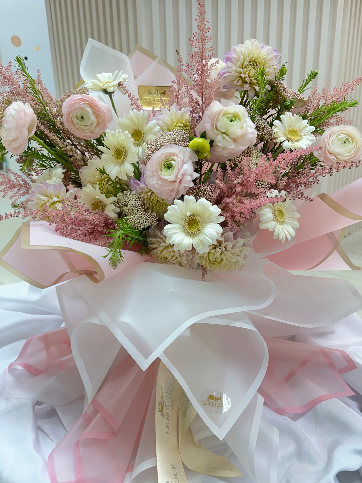 Wrap Light Pink Bouquet