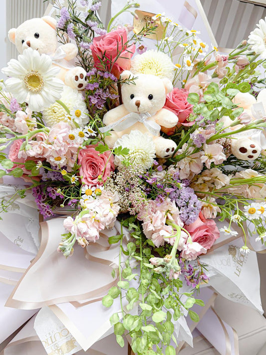 Wrap Bear Mixed Flowers