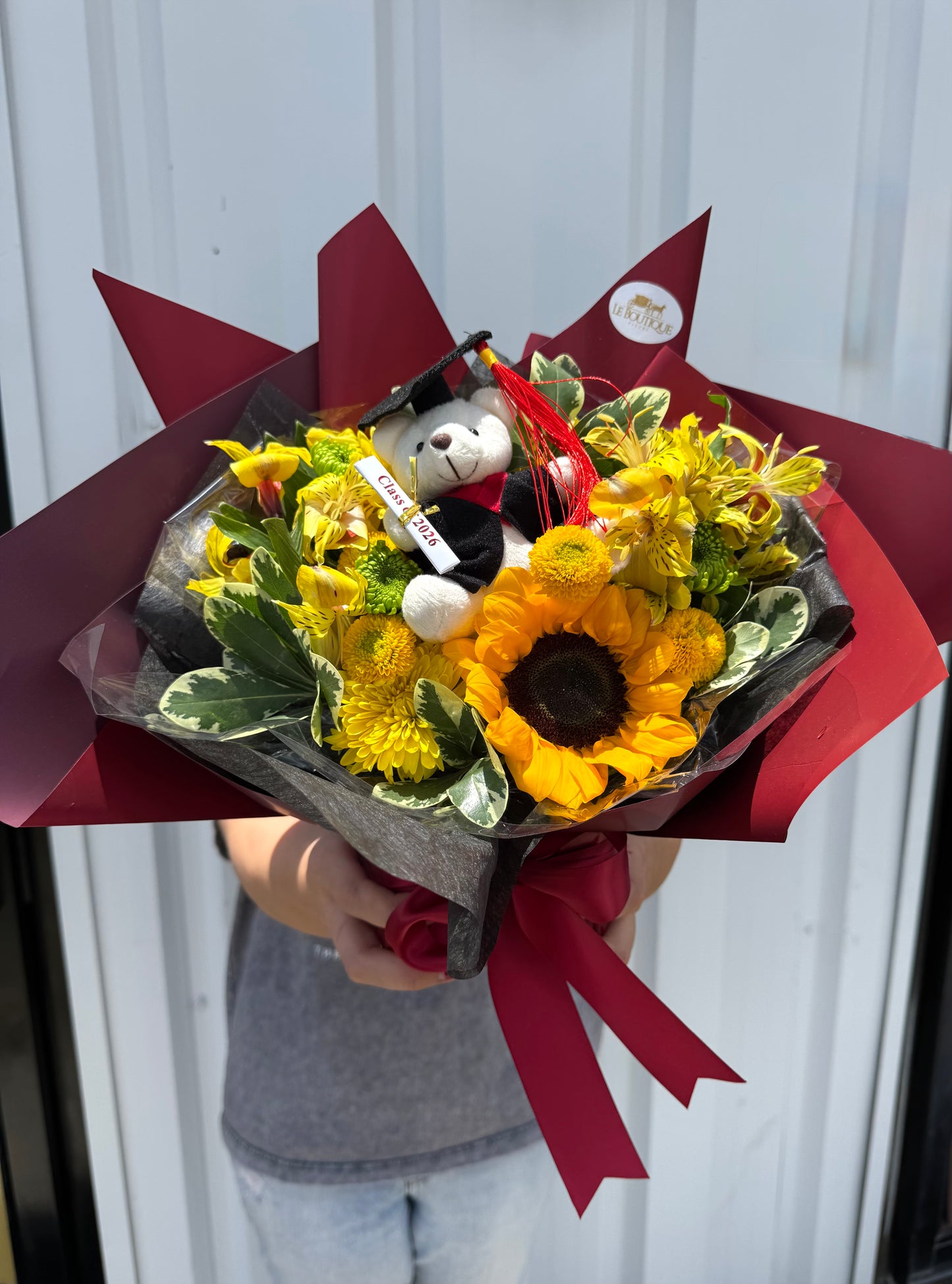 Le Boutique Graduation Wrap