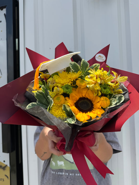 Le Boutique Graduation Wrap
