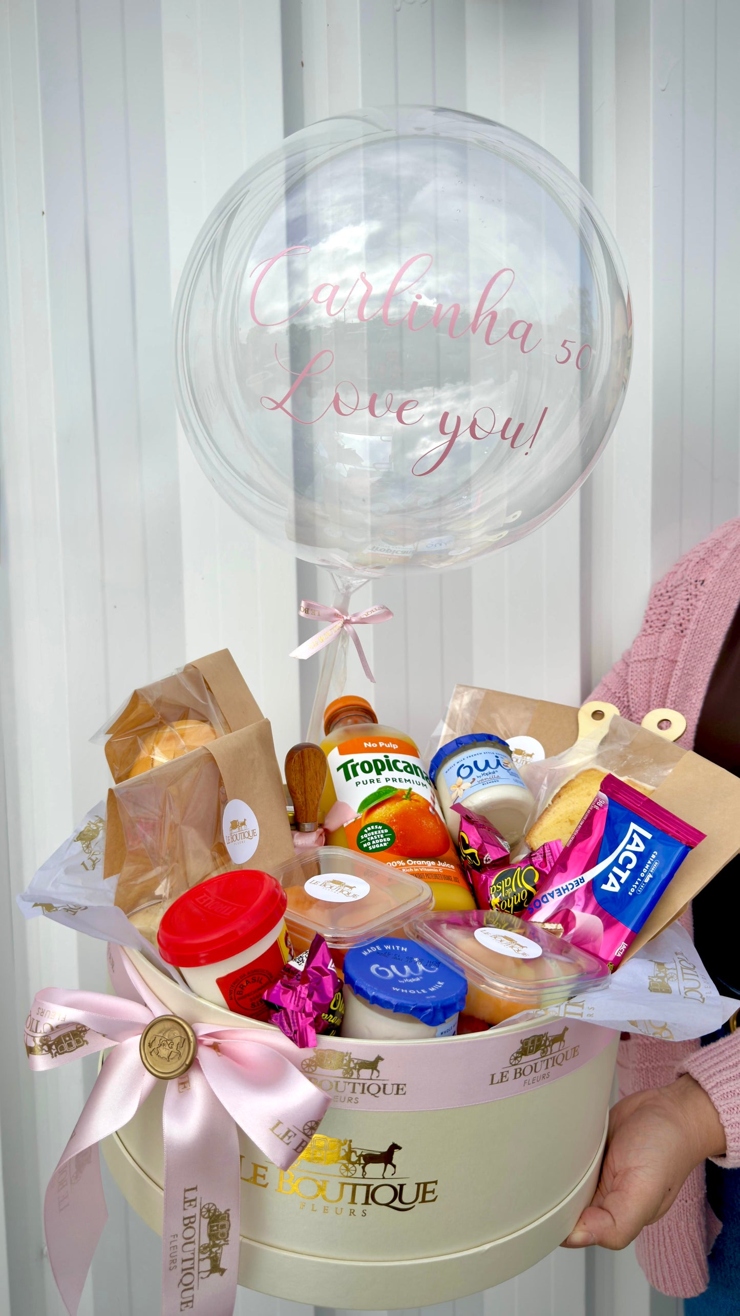 Large Breakfast Box + Balloon