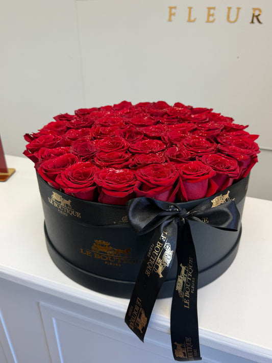 Roses Large Round Box